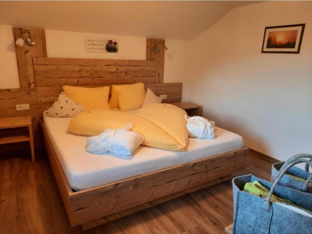 Ferienwohnungen Winnebach Gries  Exteriör bild